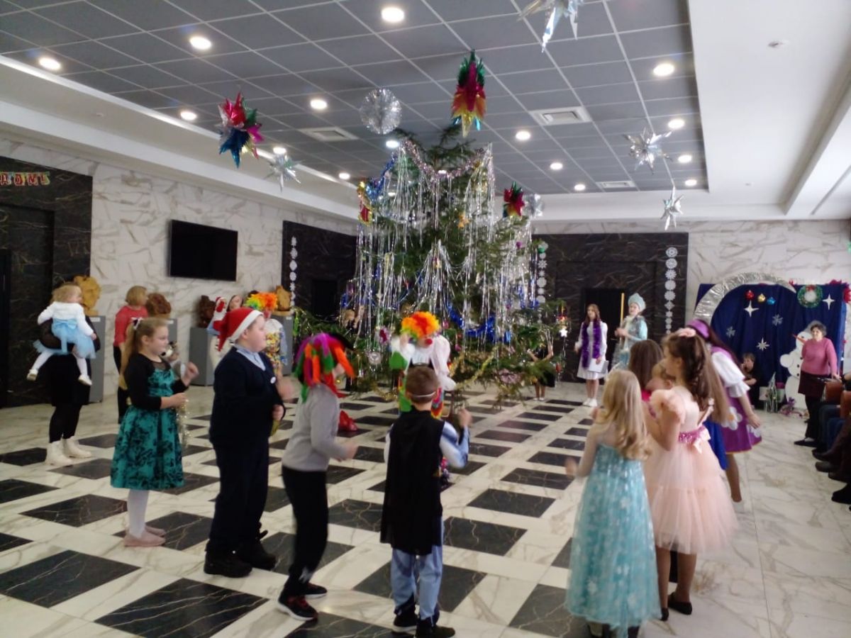 «Новогоднее представление для детей Большеигнатовского района»